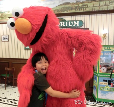 hugging elmo doll